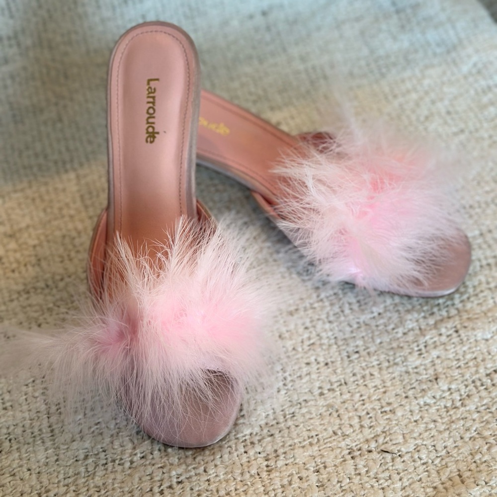 Larroudé Barbie Marilyn Mule in Tulip Pink Satin size 6.5